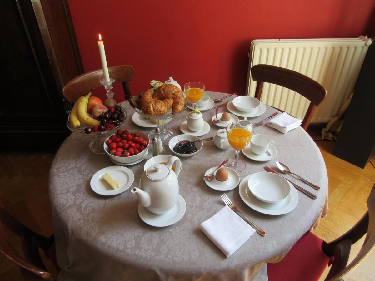 Emma'S B&B Хага Екстериор снимка