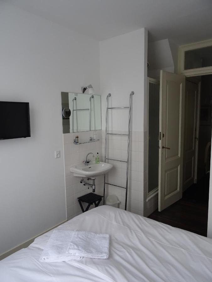 Emma'S B&B Хага Екстериор снимка