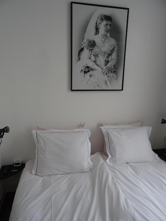 Emma'S B&B Хага Екстериор снимка