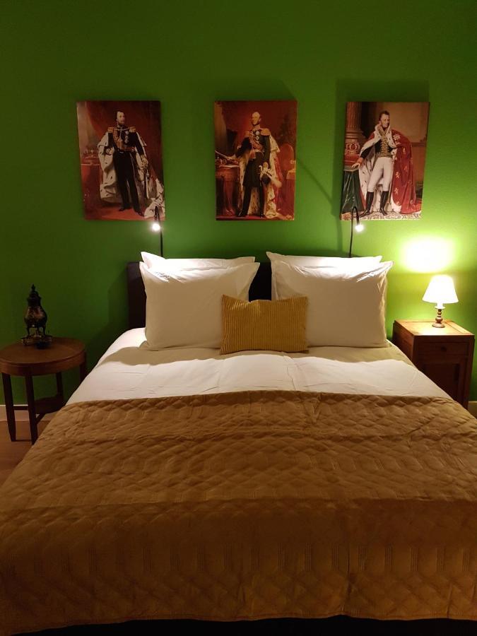 Emma'S B&B Хага Екстериор снимка
