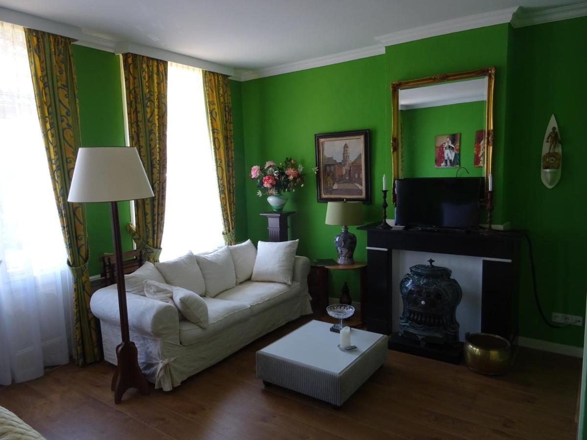 Emma'S B&B Хага Екстериор снимка